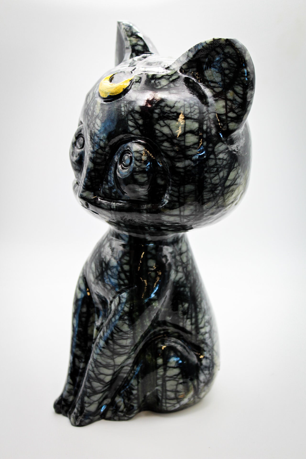 Luna Cat Carving