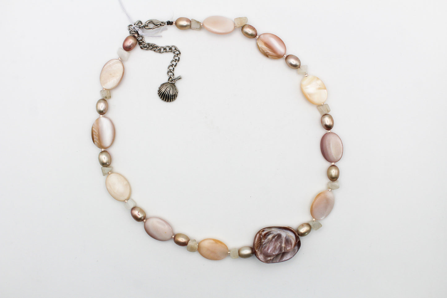 Shell & Pearl Necklace