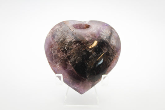 Polished super 7 in the shape of a heart.