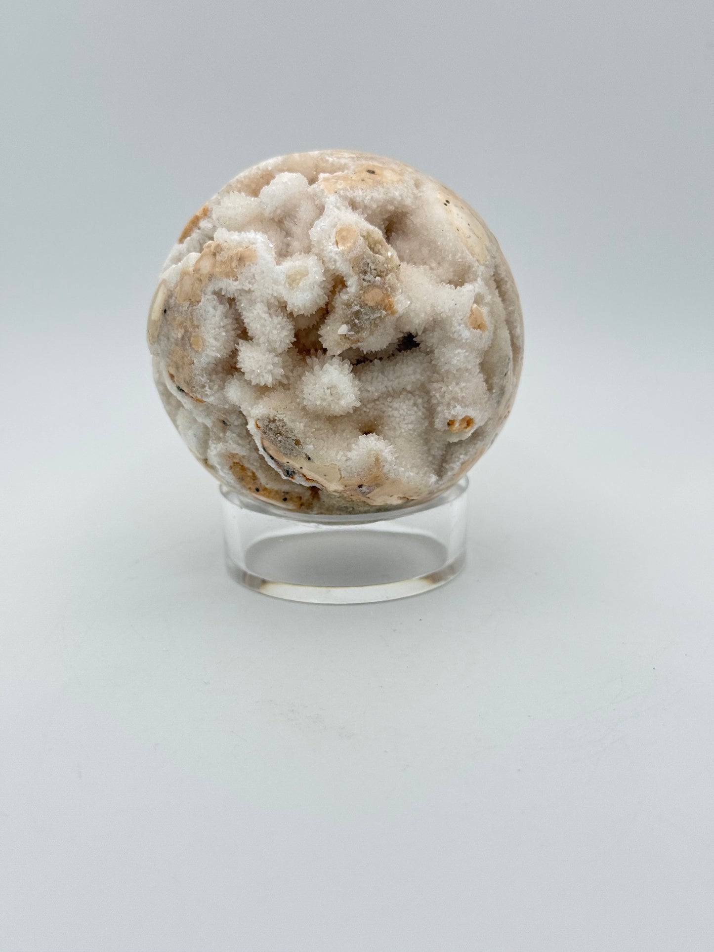 Sphere shaped calcite crystal with Druze.