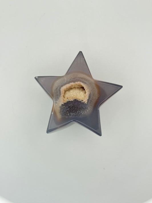 Star-shaped druzy agate.