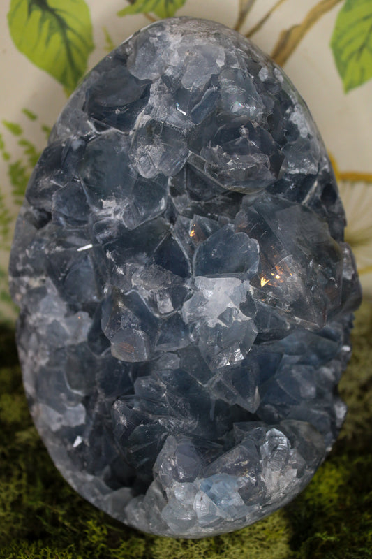 Celestite crystals with the edges shaped into an egg.