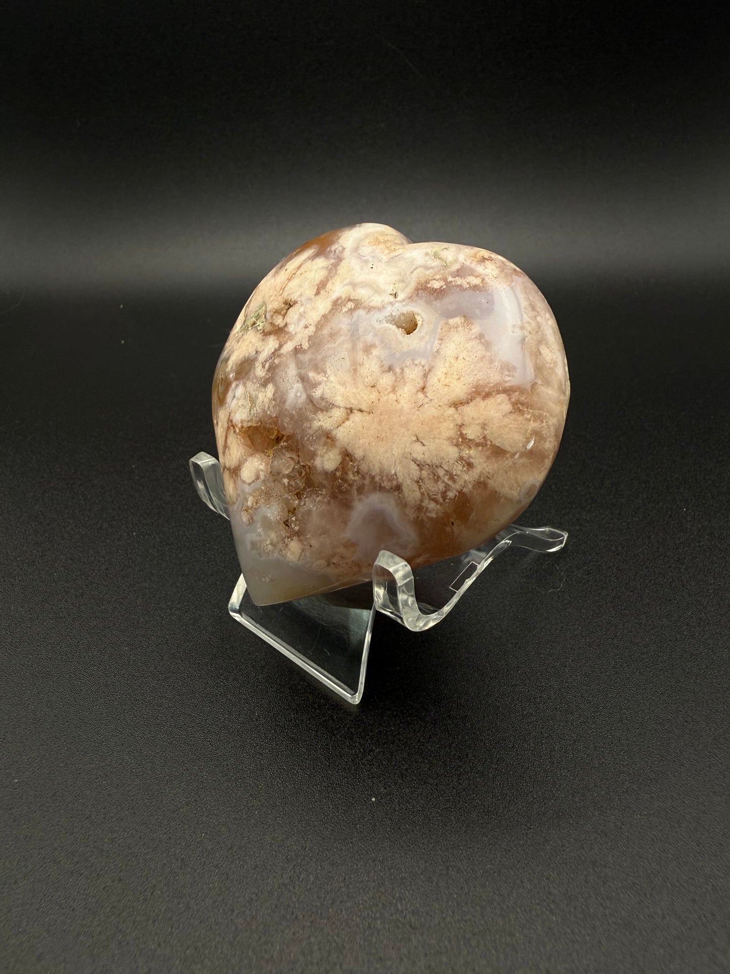 Heart-Shaped Flower agate polished crystal.