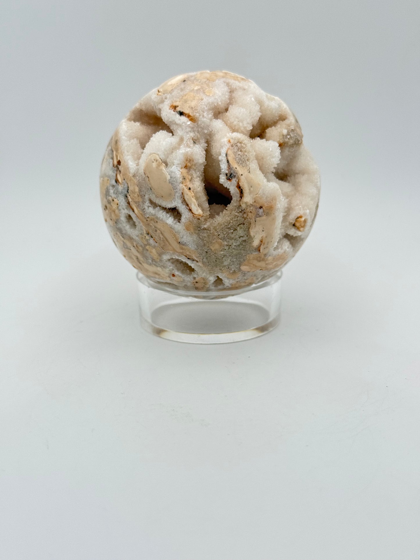 Sphere shaped calcite crystal with Druze.