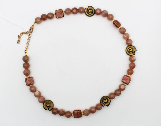 Peach Moonstone Nekclace