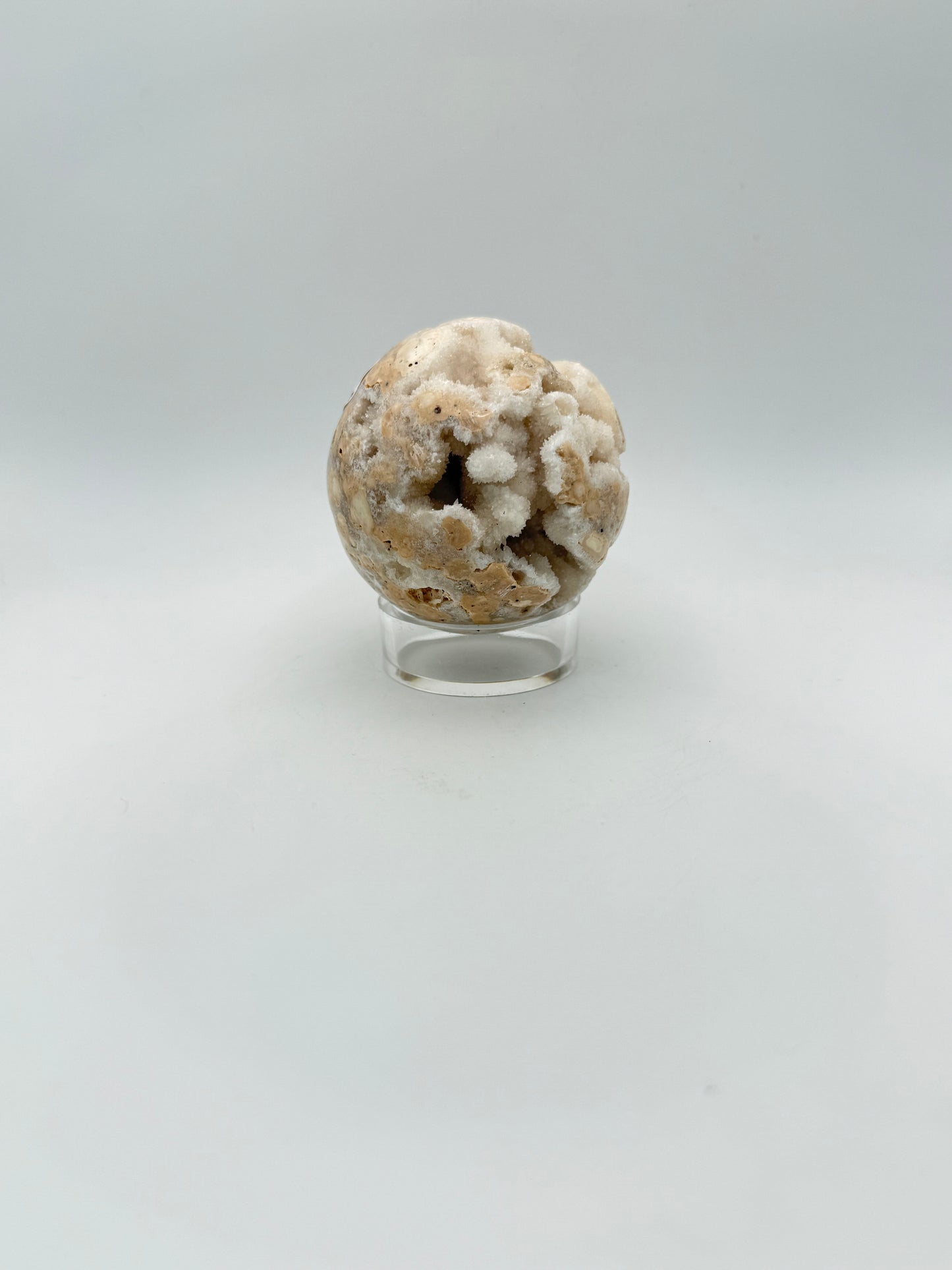 Sphere shaped calcite crystal with Druze.