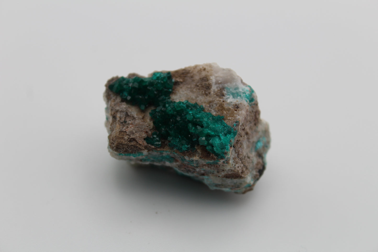 Raw dioptase specimen