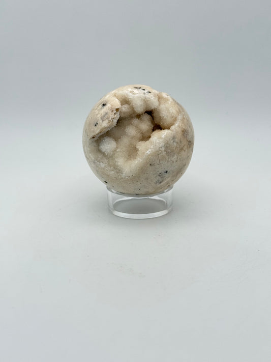 Sphere shaped calcite crystal with Druze.