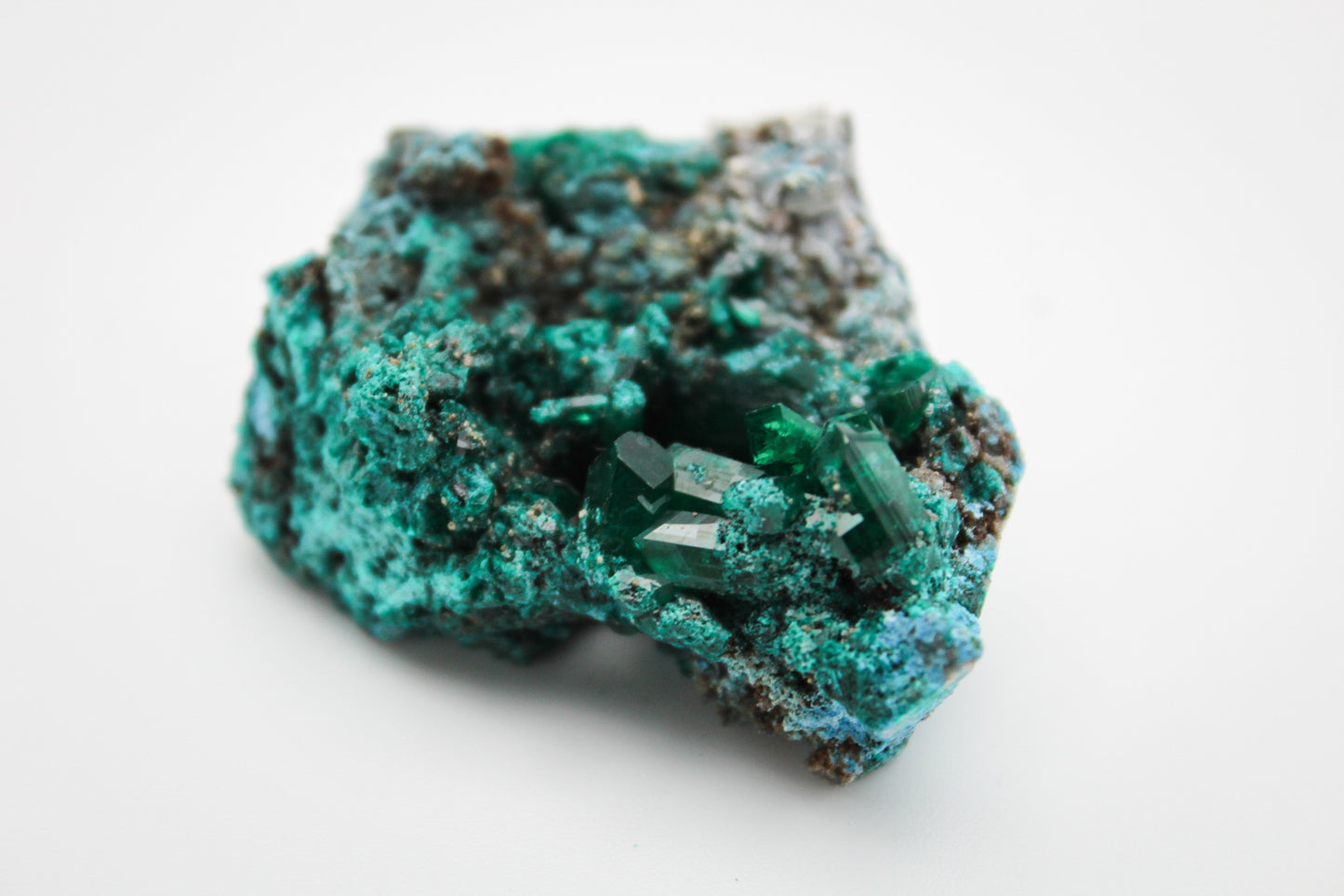 Raw dioptase specimen