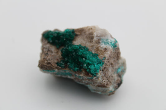 Raw dioptase specimen