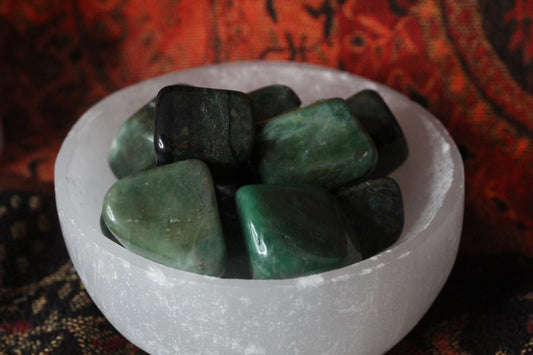 Green jade tumbles