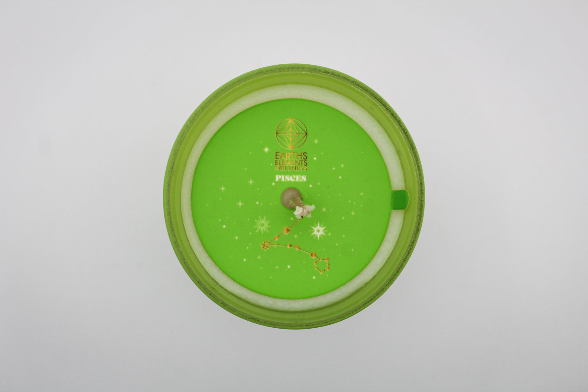 Pisces zodiac candle.