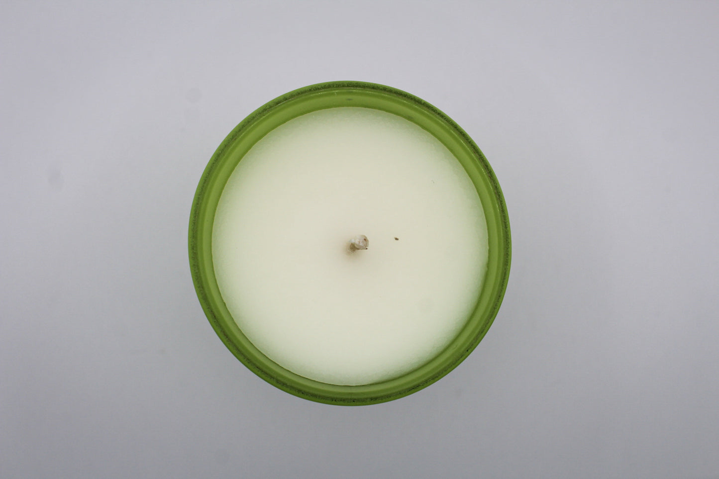 Pisces zodiac candle.