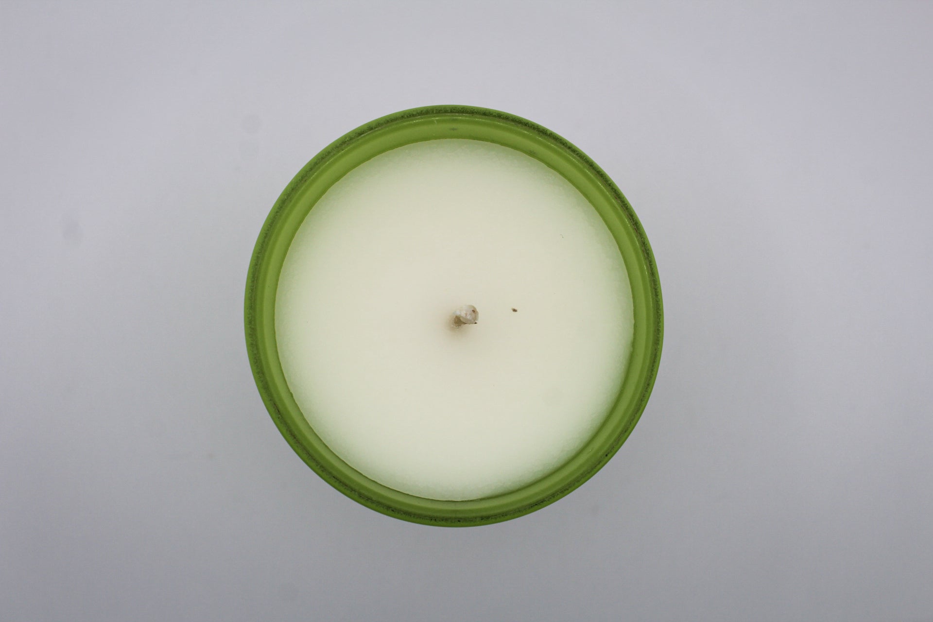 Pisces zodiac candle.