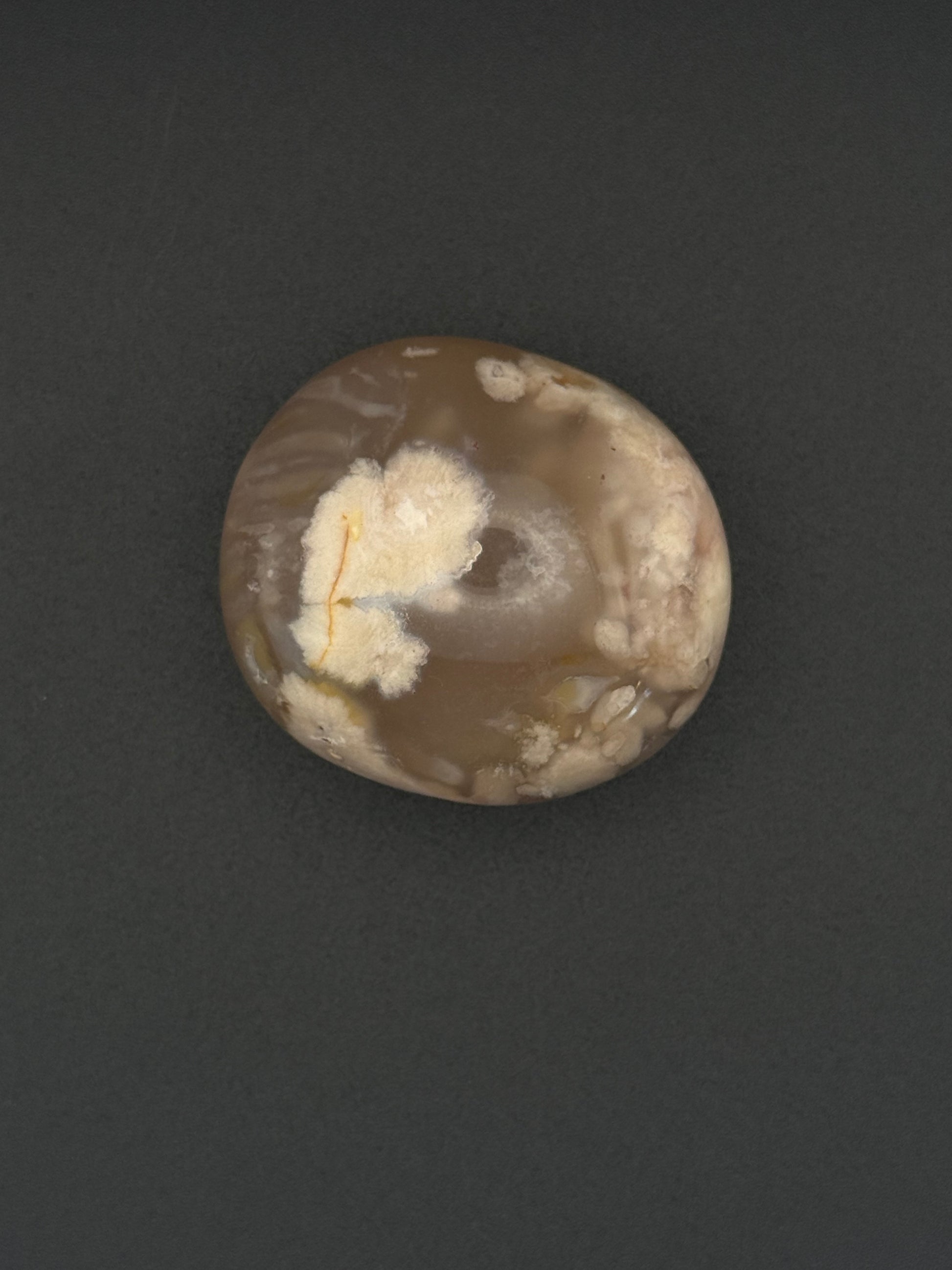 Flower agate polished crystal palm stone.