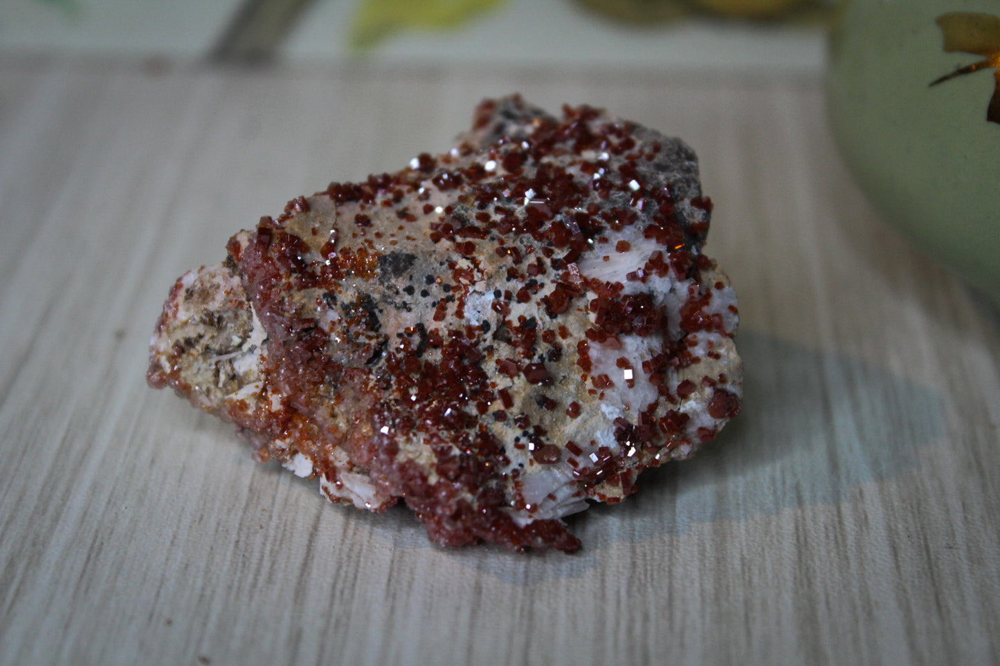 Vanadinite 4b