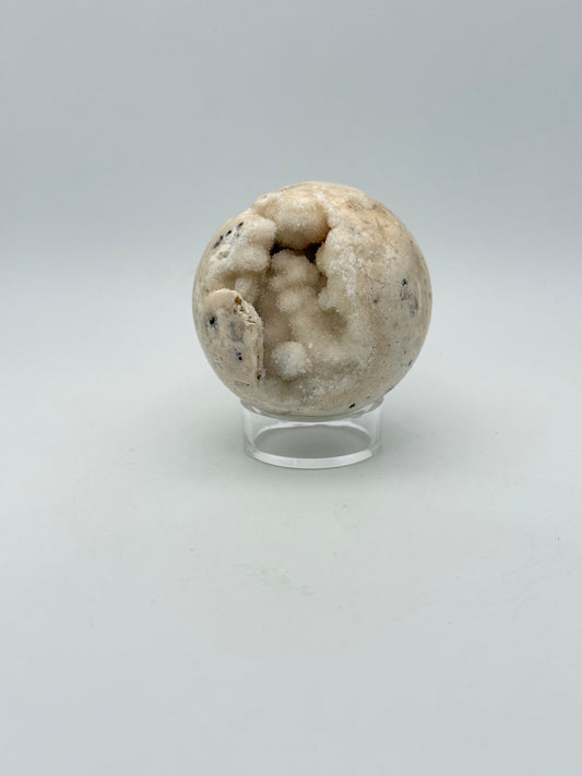 Sphere shaped calcite crystal with Druze.