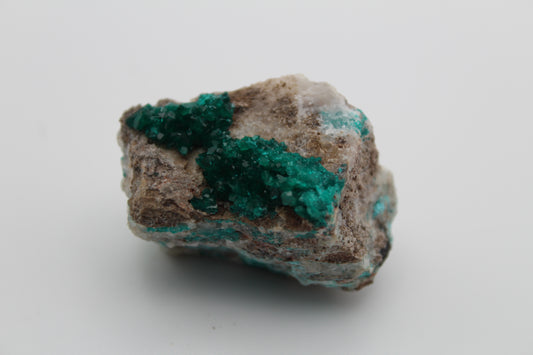 Raw dioptase specimen