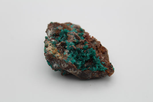 Raw dioptase specimen