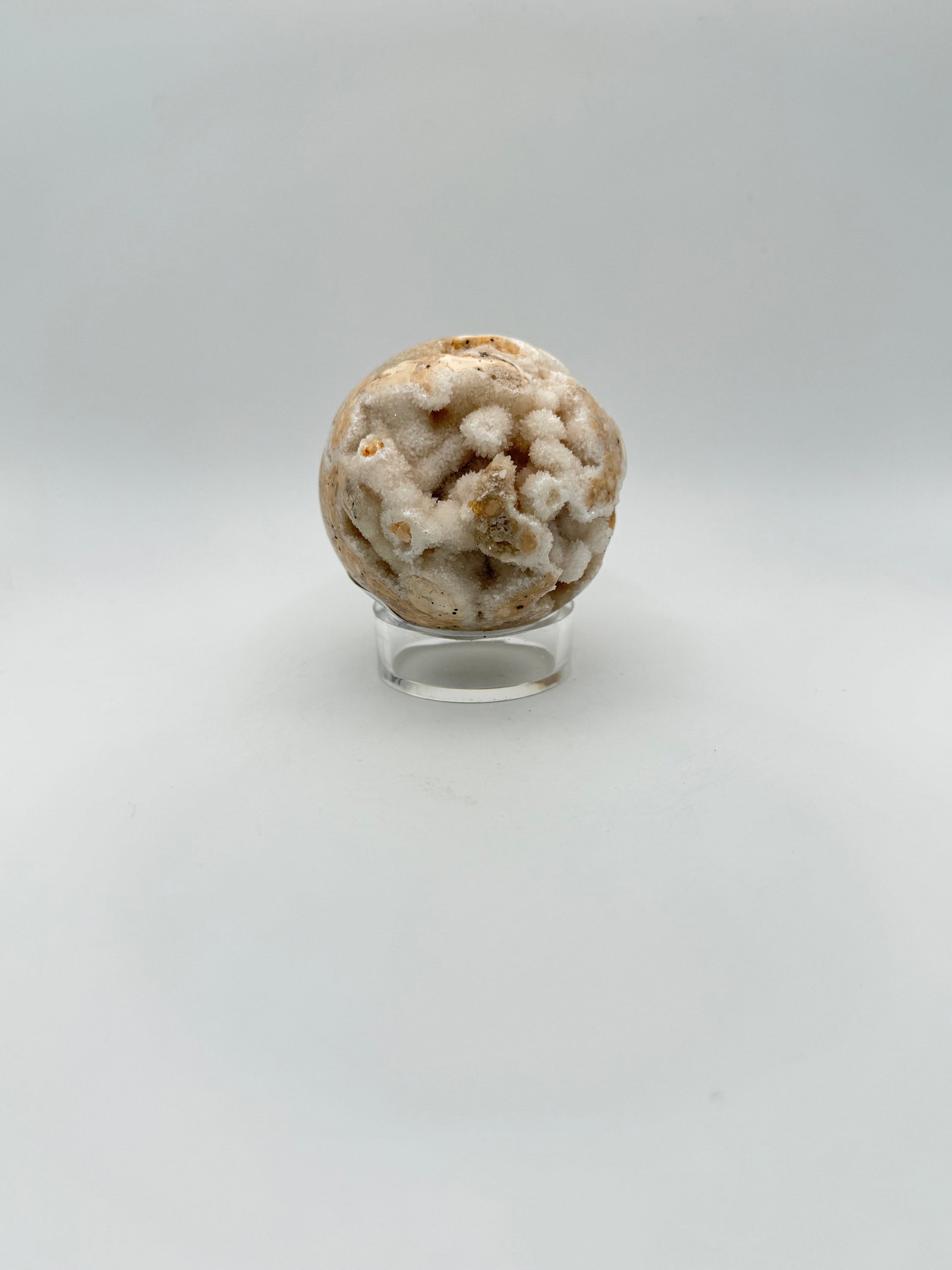 Sphere shaped calcite crystal with Druze.
