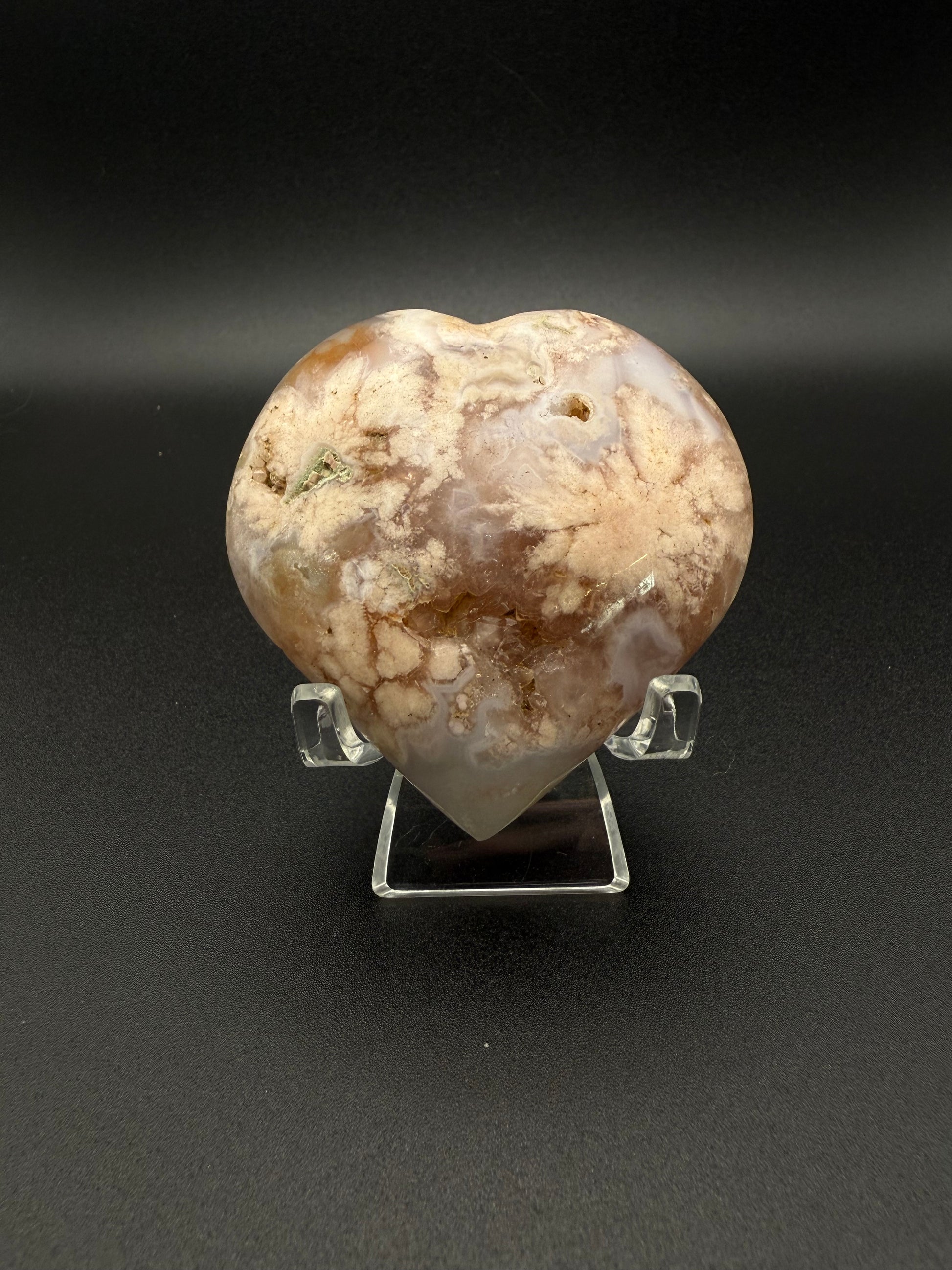 Heart-Shaped Flower agate polished crystal.
