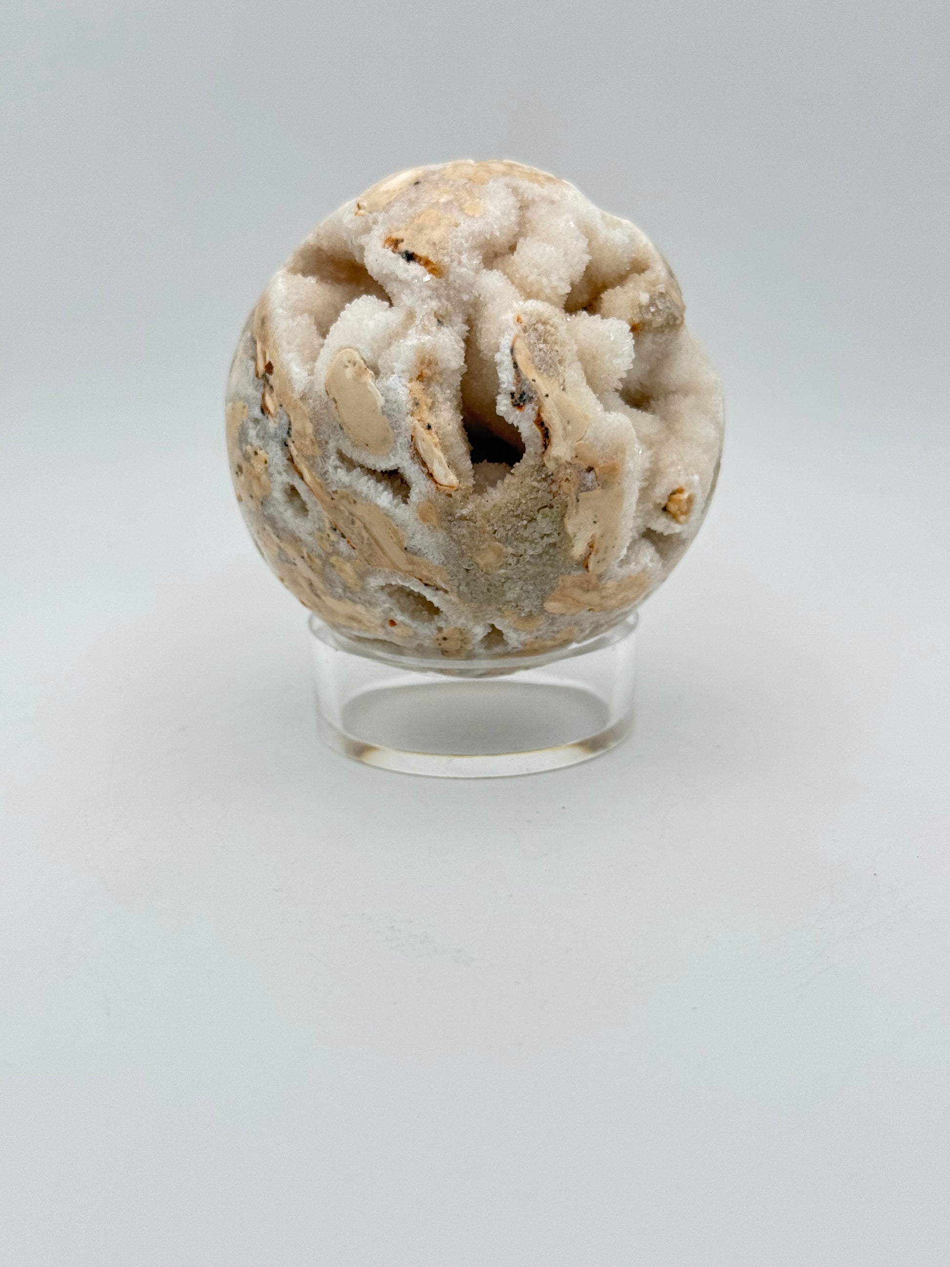 Sphere shaped calcite crystal with Druze.