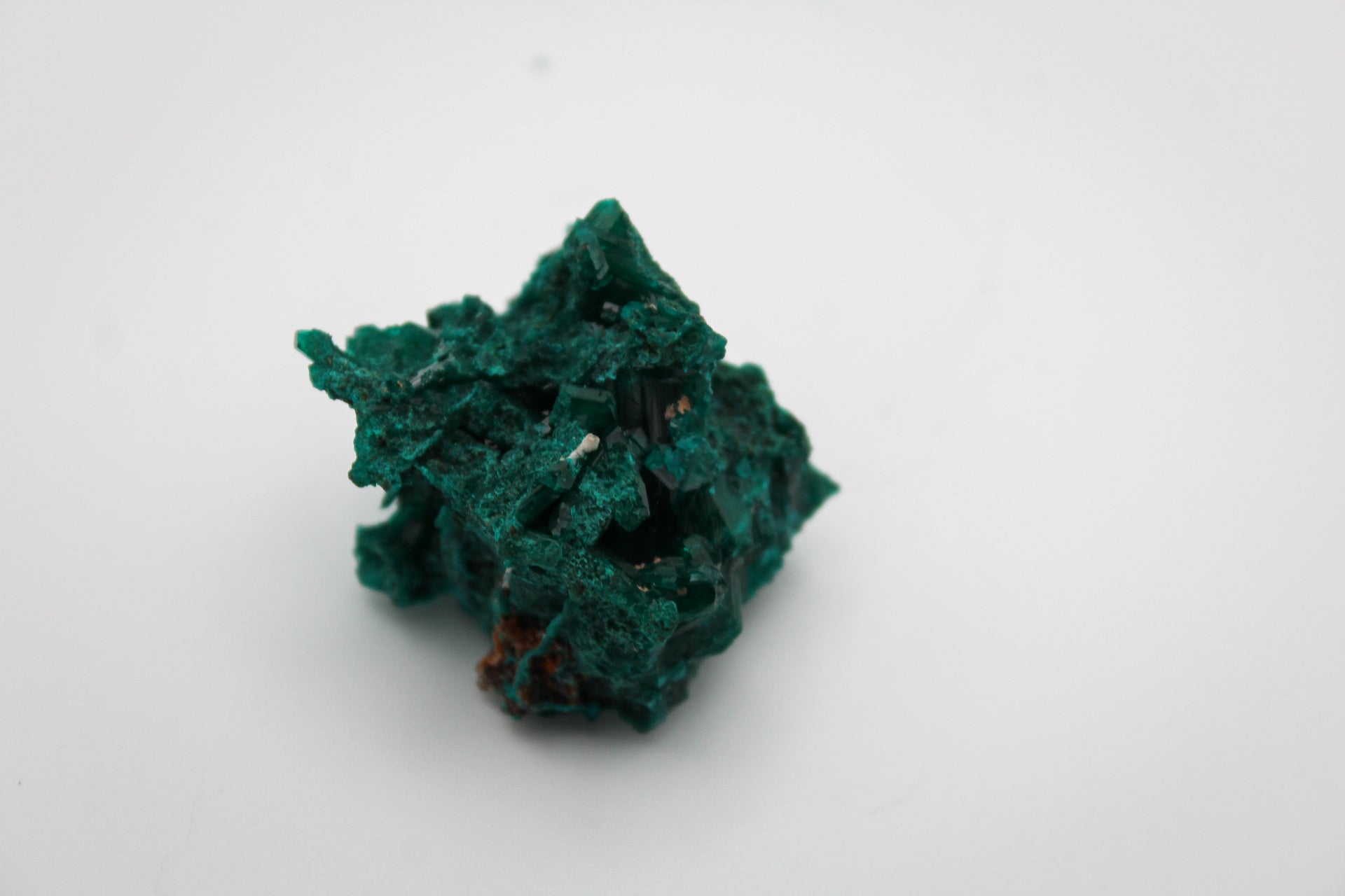 Raw dioptase specimen