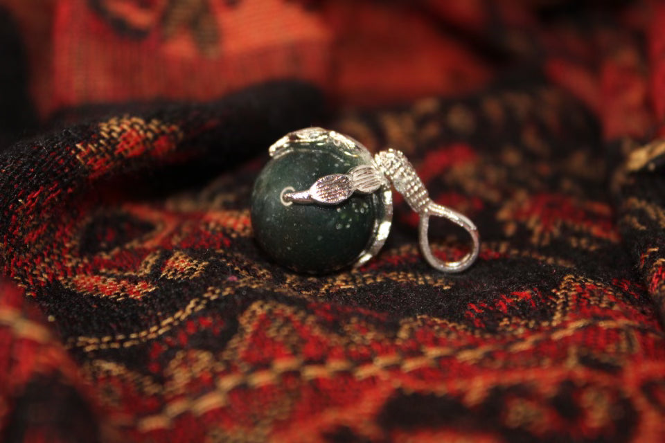 Moss agate pendant